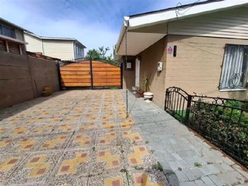 Venta / Casa / San Bernardo