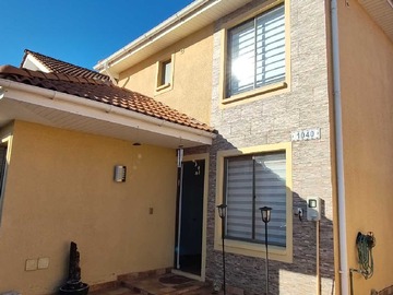 Venta / Casa / San Bernardo