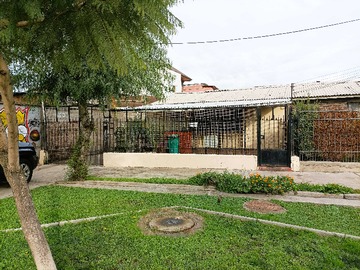 Venta / Casa / San Joaquín