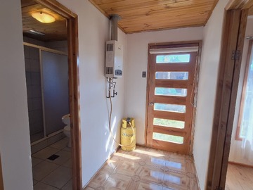 Pasillo puerta patio lateral