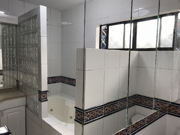 Baño del dormitorio principal