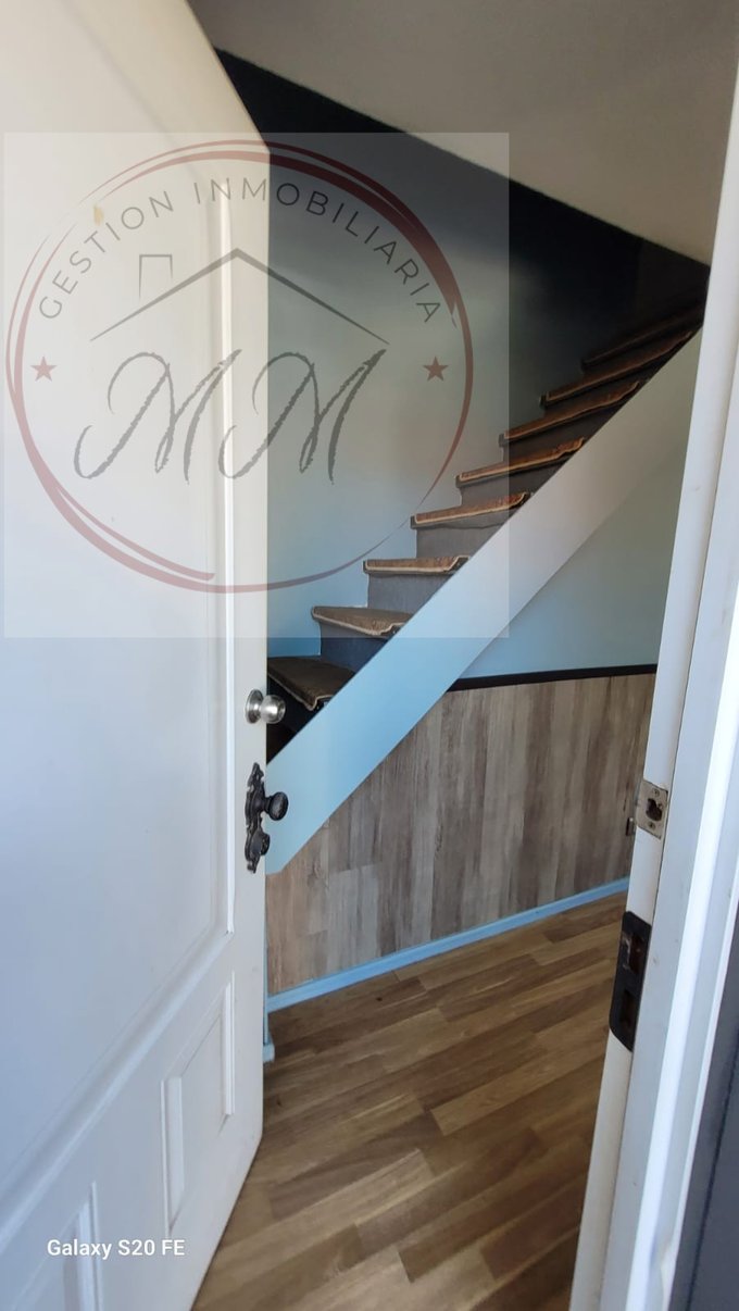 Acceso y escalera 2° Piso