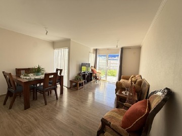 Venta / Casa / Til til