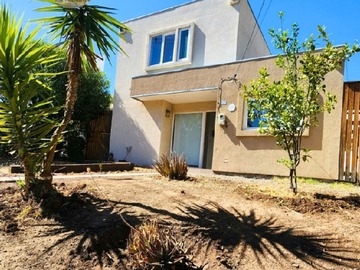 Venta / Casa / Til til