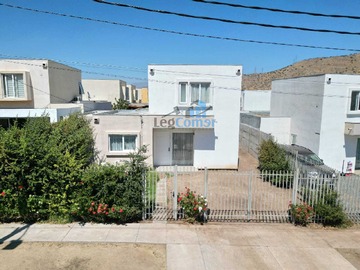 Venta / Casa / Til til