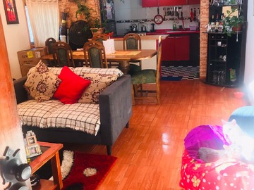 Venta / Casa / Til til