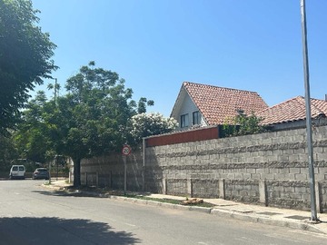 Venta / Casa / Til til