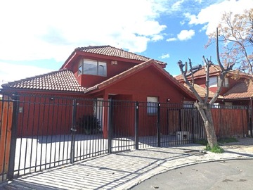 Venta / Casa / Til til