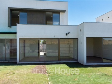 Venta / Casa / Til til