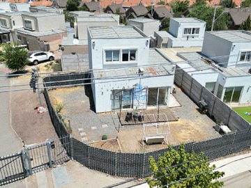 Venta / Casa / Til til