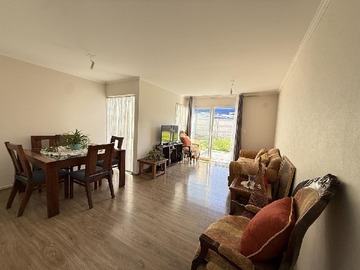 Venta / Casa / Til til