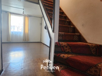 sala y escalera