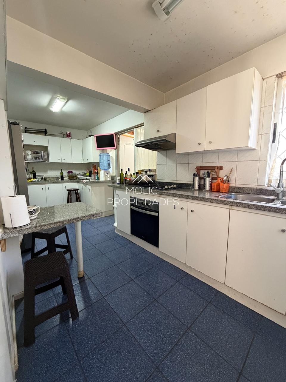 COCINA AMOBLADA