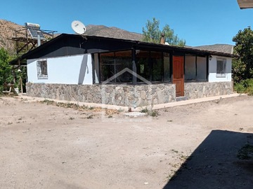 Venta / Casa / Vicuña