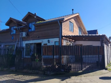 Venta / Casa / Villa Alegre