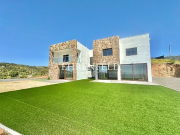 Venta / Casa / Villa Alemana