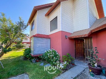 Venta / Casa / Villa Alemana