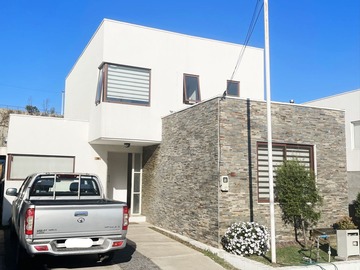 Venta / Casa / Villa Alemana