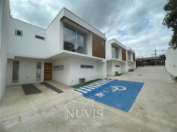 Venta / Casa / Villa Alemana