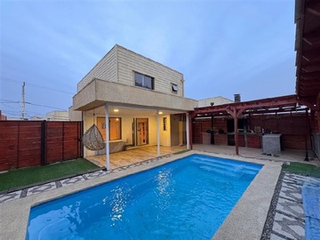 Venta / Casa / Villa Alemana