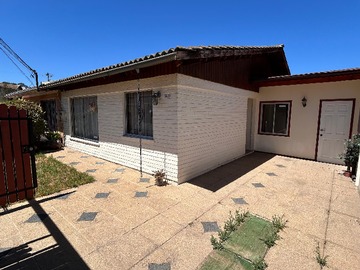 Antejardin y Estacionamiento