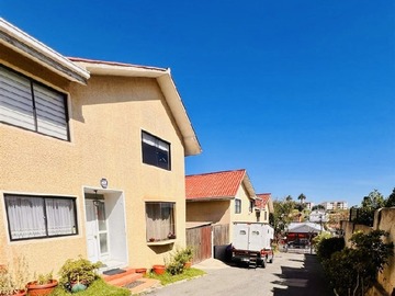 Venta / Casa / Villa Alemana