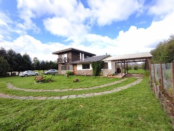 Venta / Casa / Villarrica