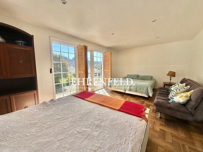 Piso nivel inferior, dormitorio 5.