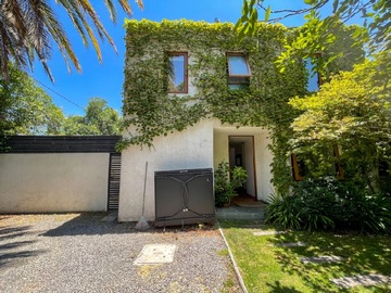 Venta / Casa / Vitacura
