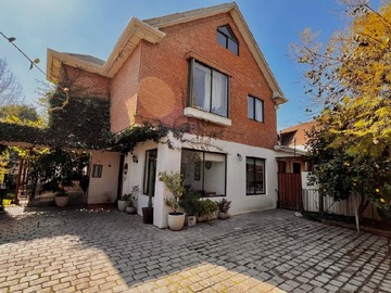 Venta / Casa / Vitacura