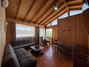 Amplio living comedor