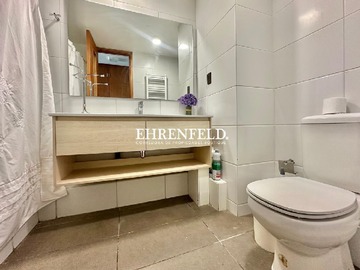 Baño dormitorio 1.