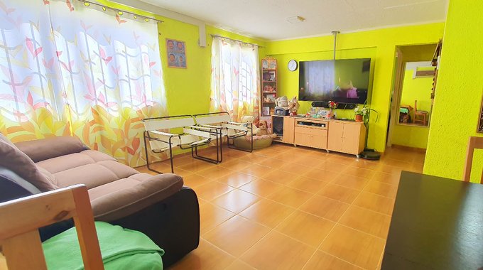 amplio living comedor