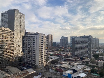 Venta / Departamento / Estación Central