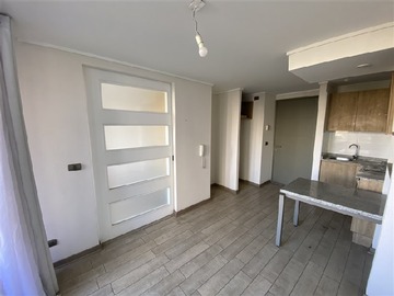 Venta / Departamento / Estación Central