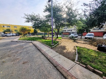 Venta / Departamento / Estación Central