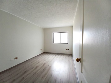 Venta / Departamento / Estación Central