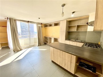 Venta / Departamento / Estación Central