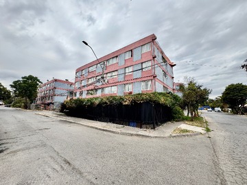 Venta / Departamento / Estación Central