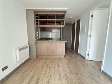Venta / Departamento / Estación Central