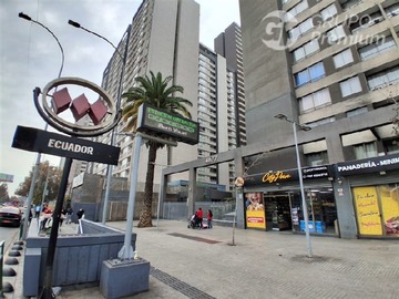 Venta / Departamento / Estación Central