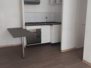 Venta / Departamento / Estación Central