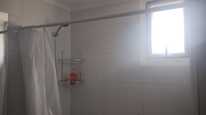 ventana baño, luz natural