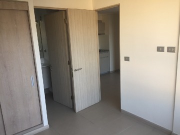 Venta / Departamento / La Cisterna