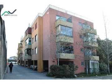 Venta / Departamento / La Cisterna