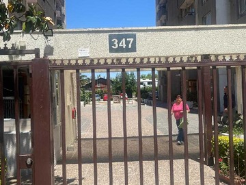 Venta / Departamento / La Cisterna