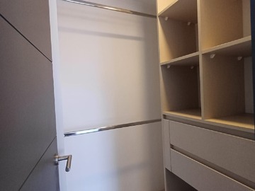 Walk in closet