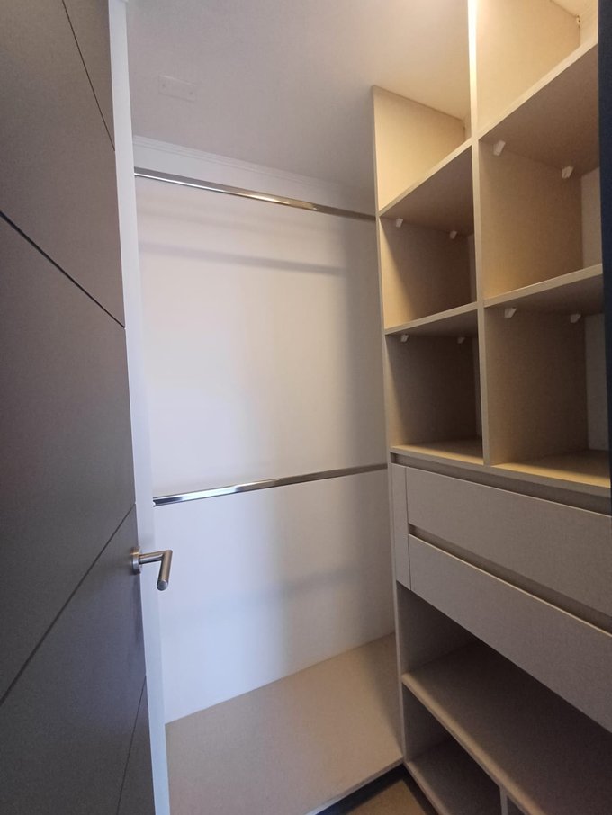 Walk in closet