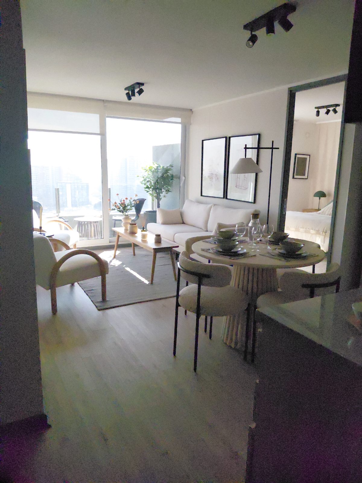 Dpto Amplio Living comedor 