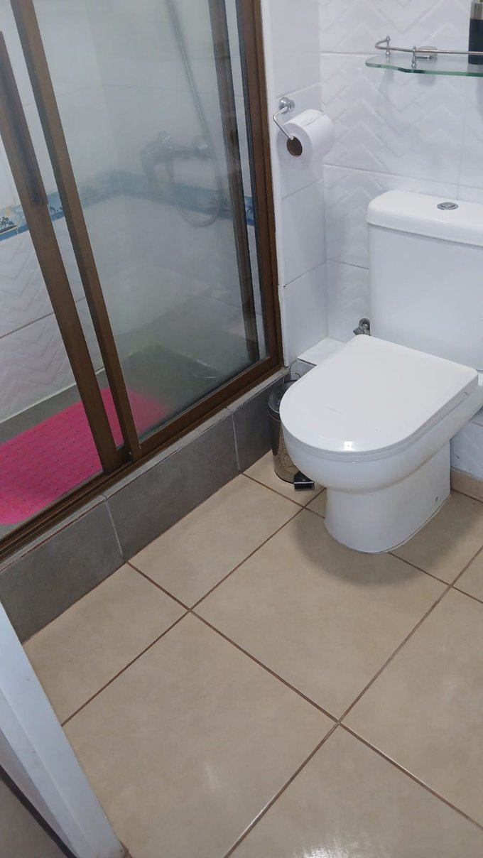 Baño con shower